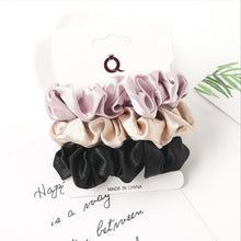 Load image into Gallery viewer, 3Pcs Vintage Scrunchie Set Elastic Hair Bands - Astrata Trial Store