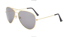 Load image into Gallery viewer, Polarized Clip On Sunglasse - Astrata Trial Store
