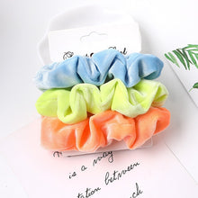 Load image into Gallery viewer, 3Pcs Vintage Scrunchie Set Elastic Hair Bands - Astrata Trial Store
