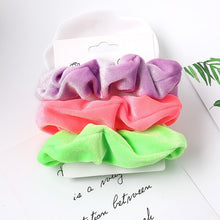 Load image into Gallery viewer, 3Pcs Vintage Scrunchie Set Elastic Hair Bands - Astrata Trial Store
