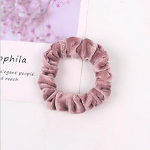 Load image into Gallery viewer, 3Pcs Vintage Scrunchie Set Elastic Hair Bands - Astrata Trial Store
