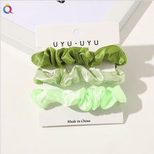 Load image into Gallery viewer, 3Pcs Vintage Scrunchie Set Elastic Hair Bands - Astrata Trial Store
