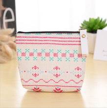 Load image into Gallery viewer, Love On Nature Cute Canvas Purse - Astrata Trial Store
